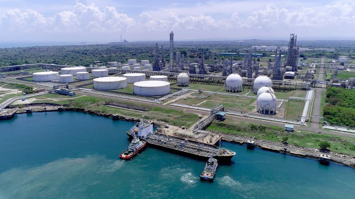 Gaji pt trans pacific petrochemical indotama