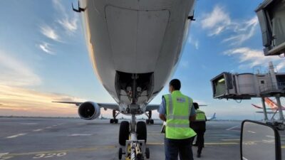 Gaji pt jasa angkasa semesta